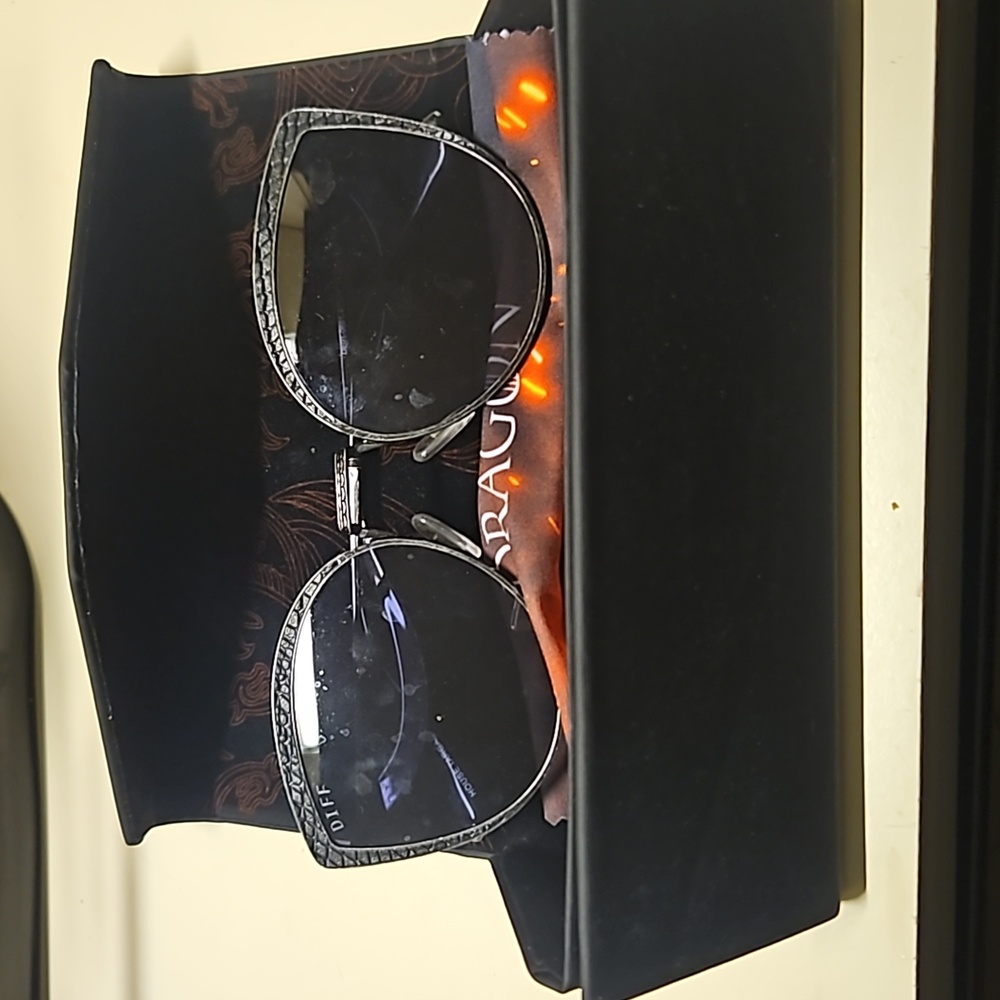 Diff Eyewear House of the Dragon